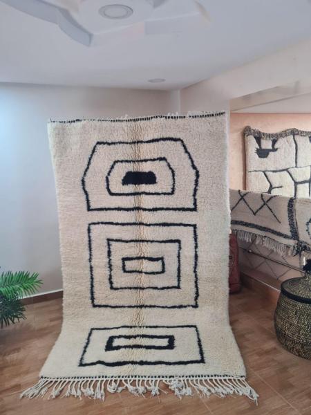 White Rihan Marokkaans handgemaakt tapijt